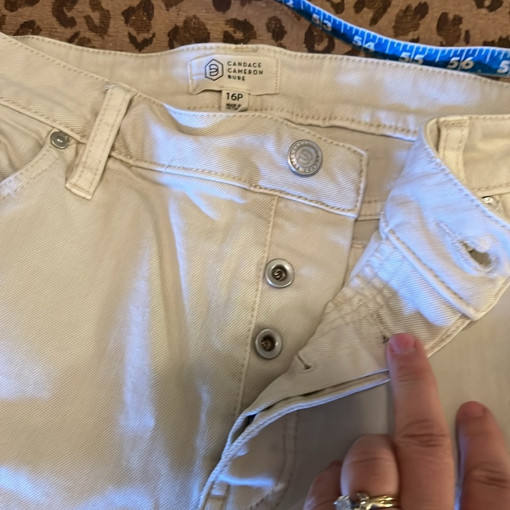 🐷🆕 Candace Cameron Bure Ecru Button Fly Jean - Picture 4 of 16